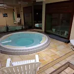 Le Nid D'aigle 405 Centre Avec Forfait Piscine Sauna Jacuzzi En Option