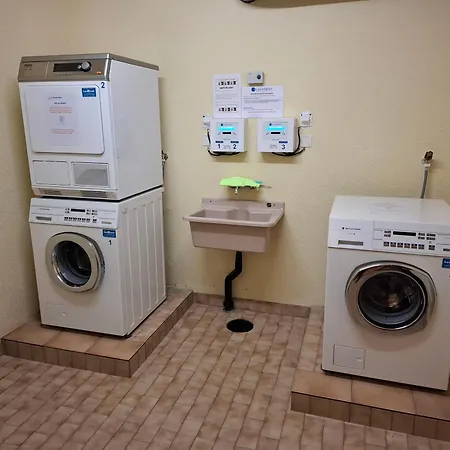 Le Nid D'aigle 405 Centre Avec Forfait Piscine Sauna Jacuzzi En Option Leysin